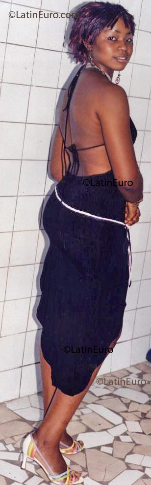 Date this gorgeous Any Country girl Grace from  A9528