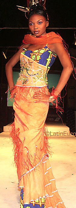 Date this sultry Any Country girl Louise from  A9625