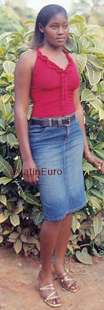 Date this passionate Cameroon girl Josiane from Yaounde A9639