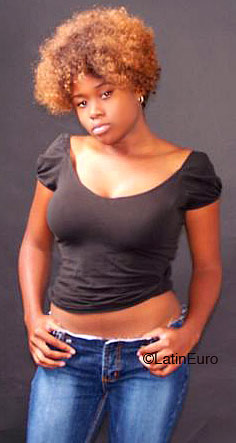 Date this athletic Any Country girl A9729 from  A9729