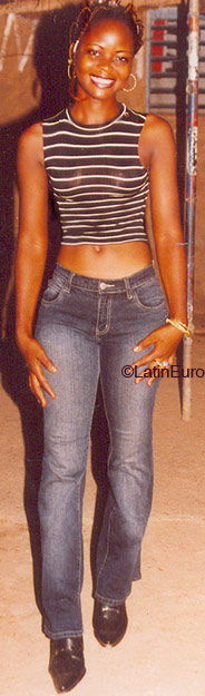 Date this exotic Faso girl Sere from Ouagadougou A9809