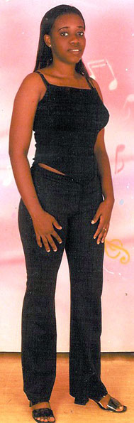 Date this nice looking Gabon girl Raidis from  A9845