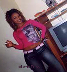 Date this attractive Any Country girl Paulin from  A9850