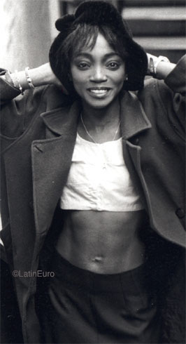 Date this hot Any Country girl Sandra from  A9916