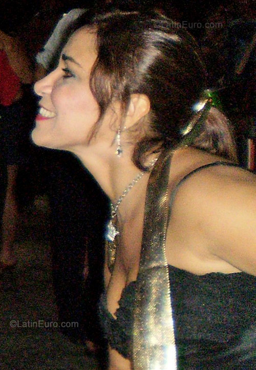 Date this athletic Brazil girl Lourdes from Fortaleza BR3984