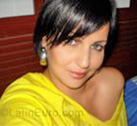 Date this exotic Brazil girl Elaine from Goiania B-183