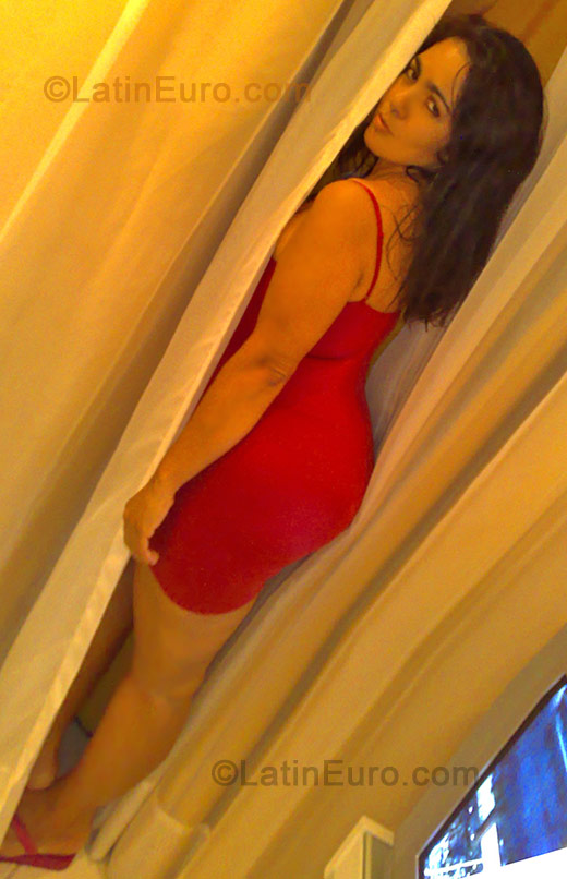 Date this cute Brazil girl Andreza from Jaboatao dos Guararapes BR3940