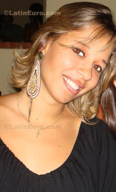 Date this hot Brazil girl Marina from Montes Claros B116