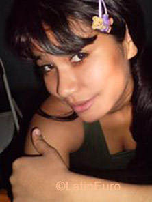 Date this happy Brazil girl Mayara from Manaus B1175