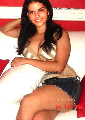 Date this stunning Brazil girl Daniela from Teresina B1176