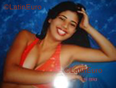 Date this sensual Brazil girl Camila from Anapolis B1210