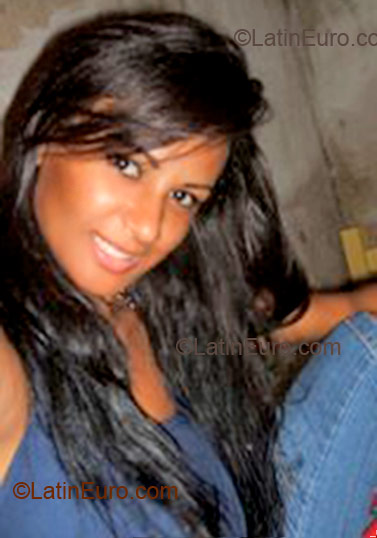 Date this passionate Brazil girl Nary from Sao Luis B1383