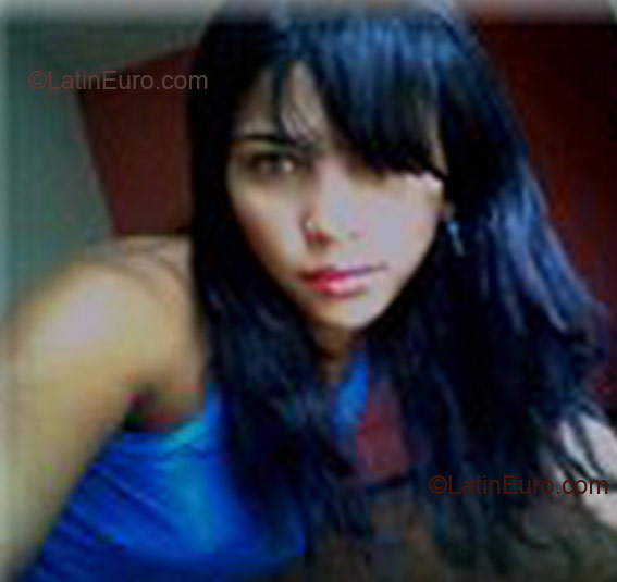 Date this athletic Brazil girl Sandra from Volta Redonda B1487