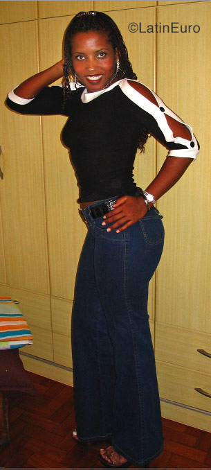 Date this gorgeous Brazil girl Adriana from Belo Horizonte B1489