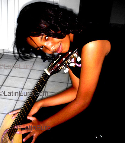 Date this passionate Brazil girl Lidia from Parnamirim B1527