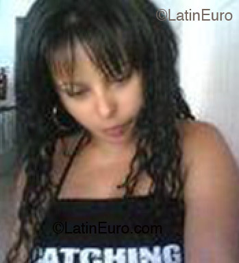 Date this fun Brazil girl Katia from Andradina B1567