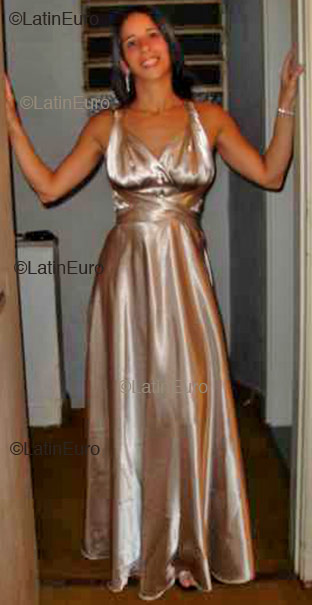 Date this charming Brazil girl Luciana from Sao Paulo B1696