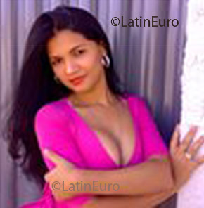 Date this hot Brazil girl Alynne from Goiania B1792