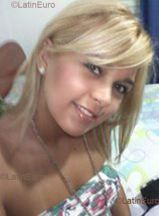 Date this charming Brazil girl Barbara from Sao Paulo B1847