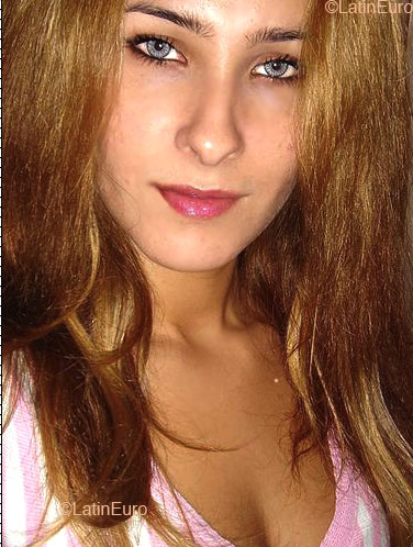 Date this charming Brazil girl Liliane from  B1940