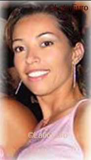 Date this attractive Brazil girl Valeria from  B1968
