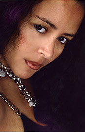 Date this hot Brazil girl Sulene from  B2069