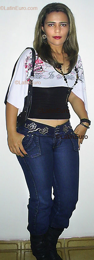 Date this tall Brazil girl Margarete from Campo Grande B2109
