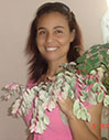 Date this happy Brazil girl Gisleine from Santos B2127