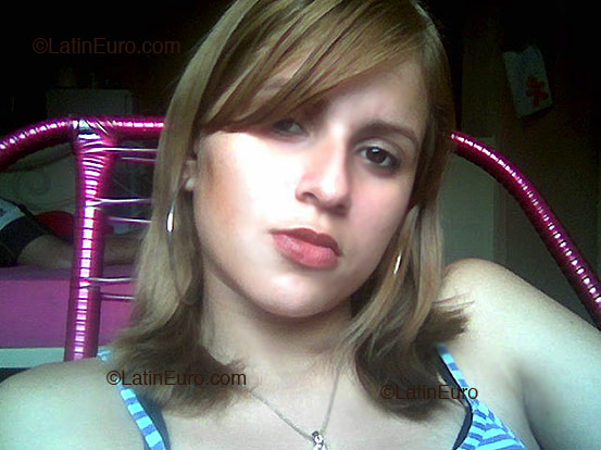 Date this sultry Brazil girl Giuliana- from  B2147