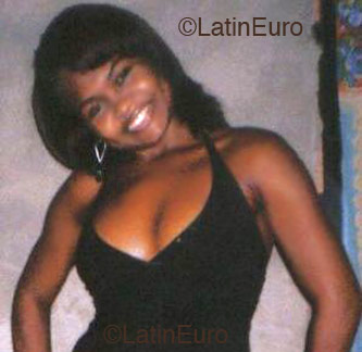 Date this cute Brazil girl Milena from Teresina B2151