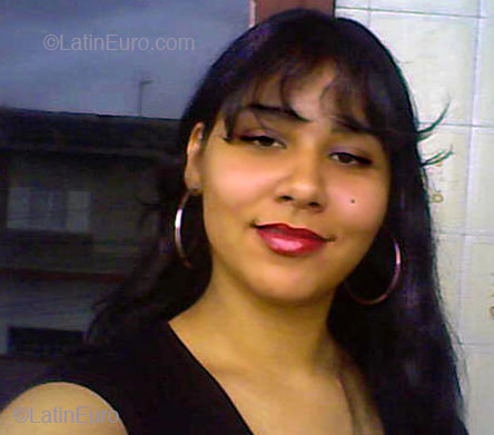 Date this nice looking Brazil girl Elisangela from  B2157