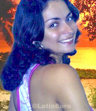 Date this gorgeous Brazil girl Patricia from Natal B216