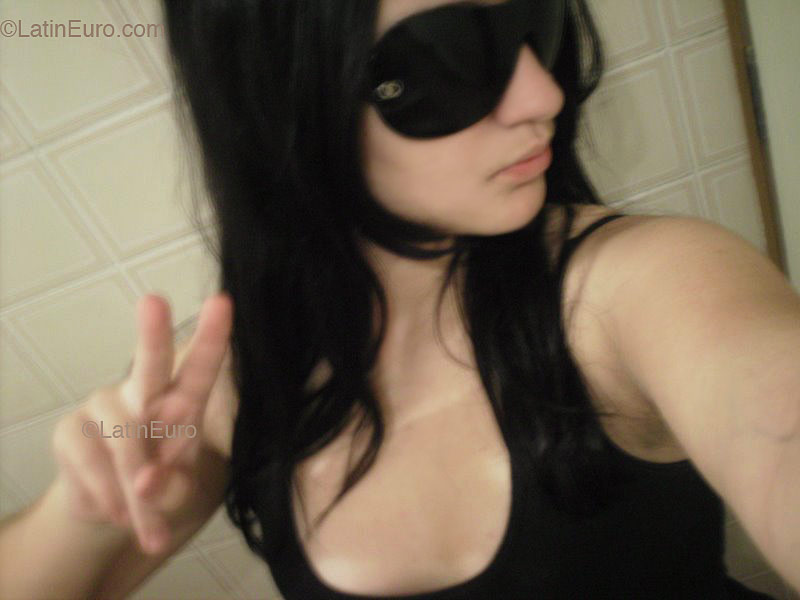 Date this young Brazil girl Flavia from SAO PAULO B2287