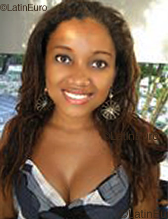 Date this exotic Brazil girl Darliane from Fortaleza B2288