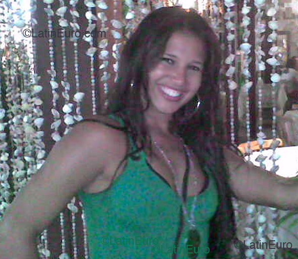 Date this voluptuous Brazil girl Marilza from Recife B2289