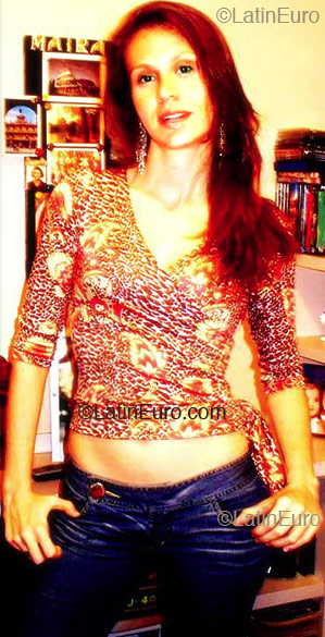 Date this foxy Brazil girl Maira from RIO DE JANEIRO B2346