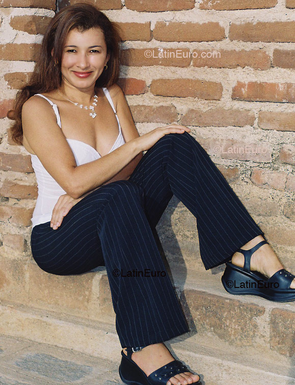 Date this funny Brazil girl Maria from  B753