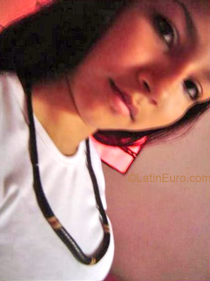 Date this sensual Brazil girl Elka from SAO JORGE B2456