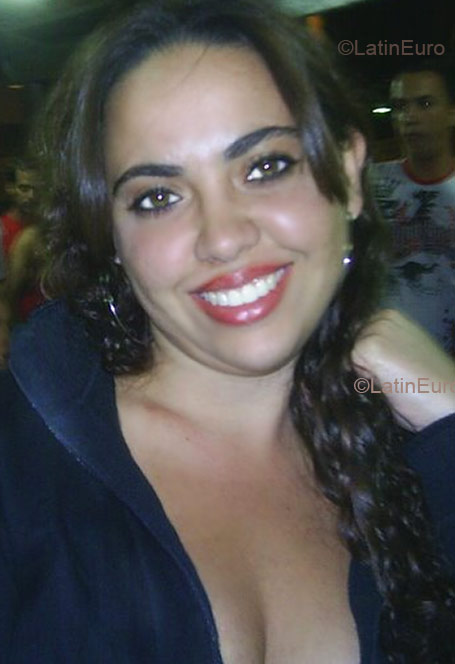 Date this charming Brazil girl Tallyta from SAO PAULO B2560