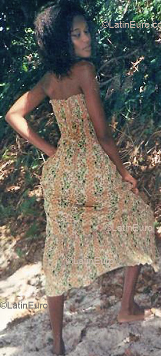 Date this foxy Brazil girl Marines from SALVADOR B2580