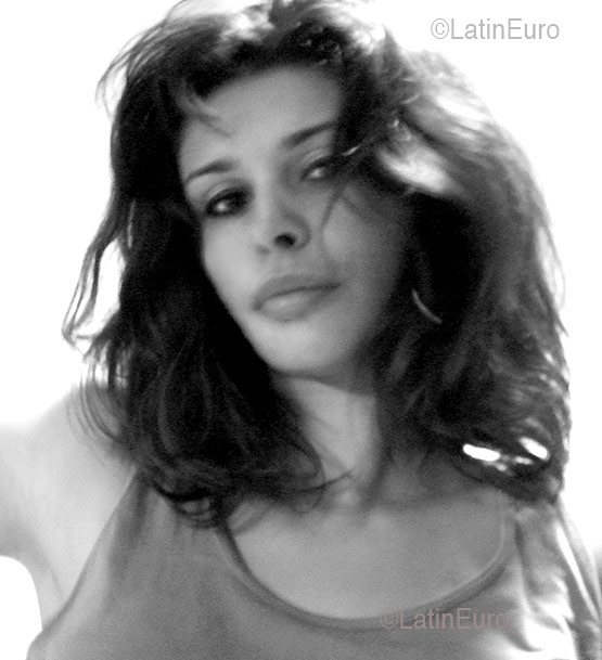 Date this tall Brazil girl Rosy from SAO PAULO B2623
