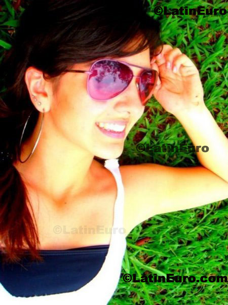 Date this delightful Brazil girl Camila from Campina Grande B264