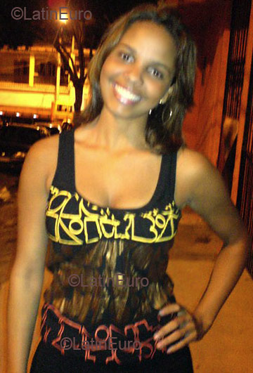 Date this lovely Brazil girl Juliana from SERRA B2649