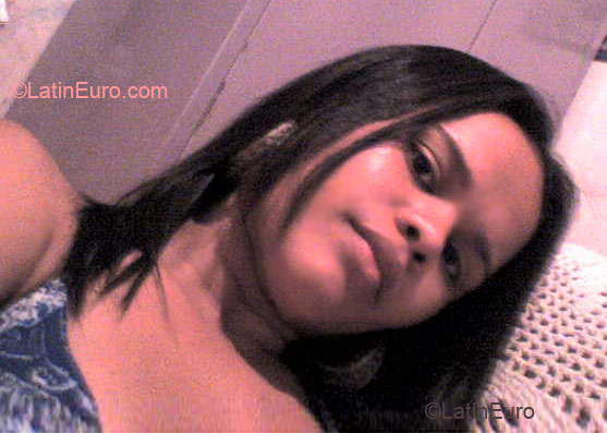 Date this charming Brazil girl Luciana from IMPERATRIZ B2686