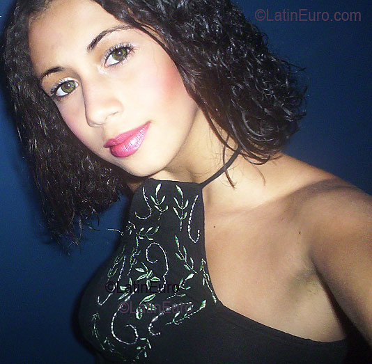 Date this georgeous Brazil girl Dhully from GOIANIA B2712
