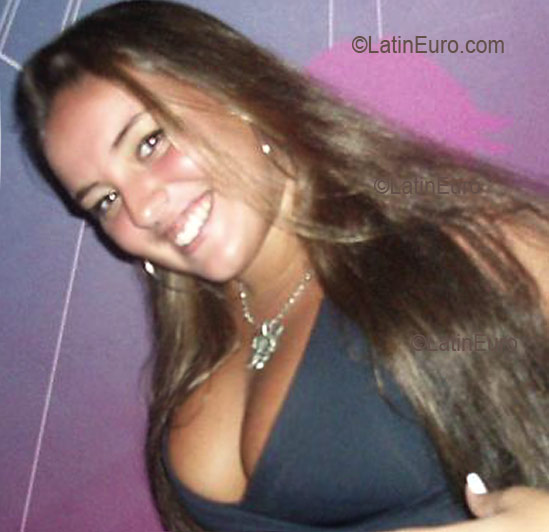 Date this foxy Brazil girl Gabrielle from RIO DE JANEIRO B2730