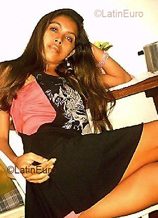 Date this good-looking Brazil girl Adriana from Belem B1537