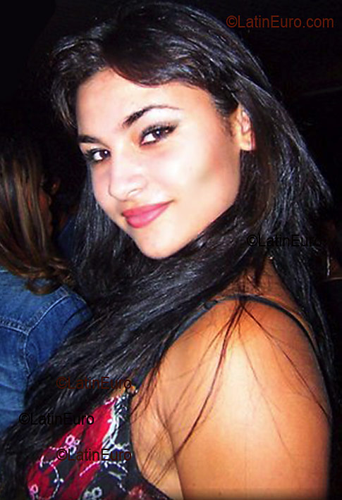 Date this hot Brazil girl Hadaika from MAUA B2832