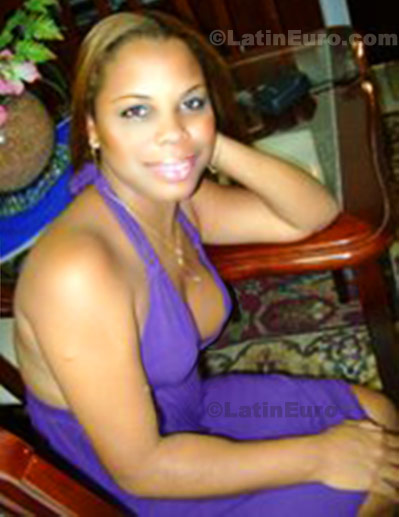 Date this good-looking Brazil girl Lucilene from Olinda B285