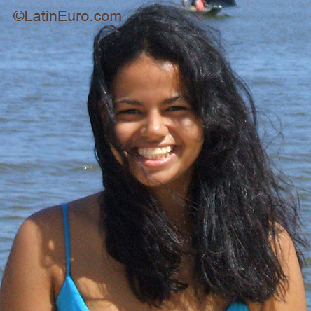 Date this good-looking Brazil girl Janaina from MACEIO B2921